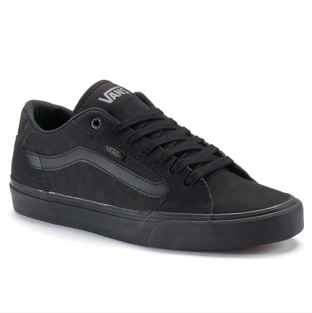 Vans men size 7.5 or women size 9, new in box